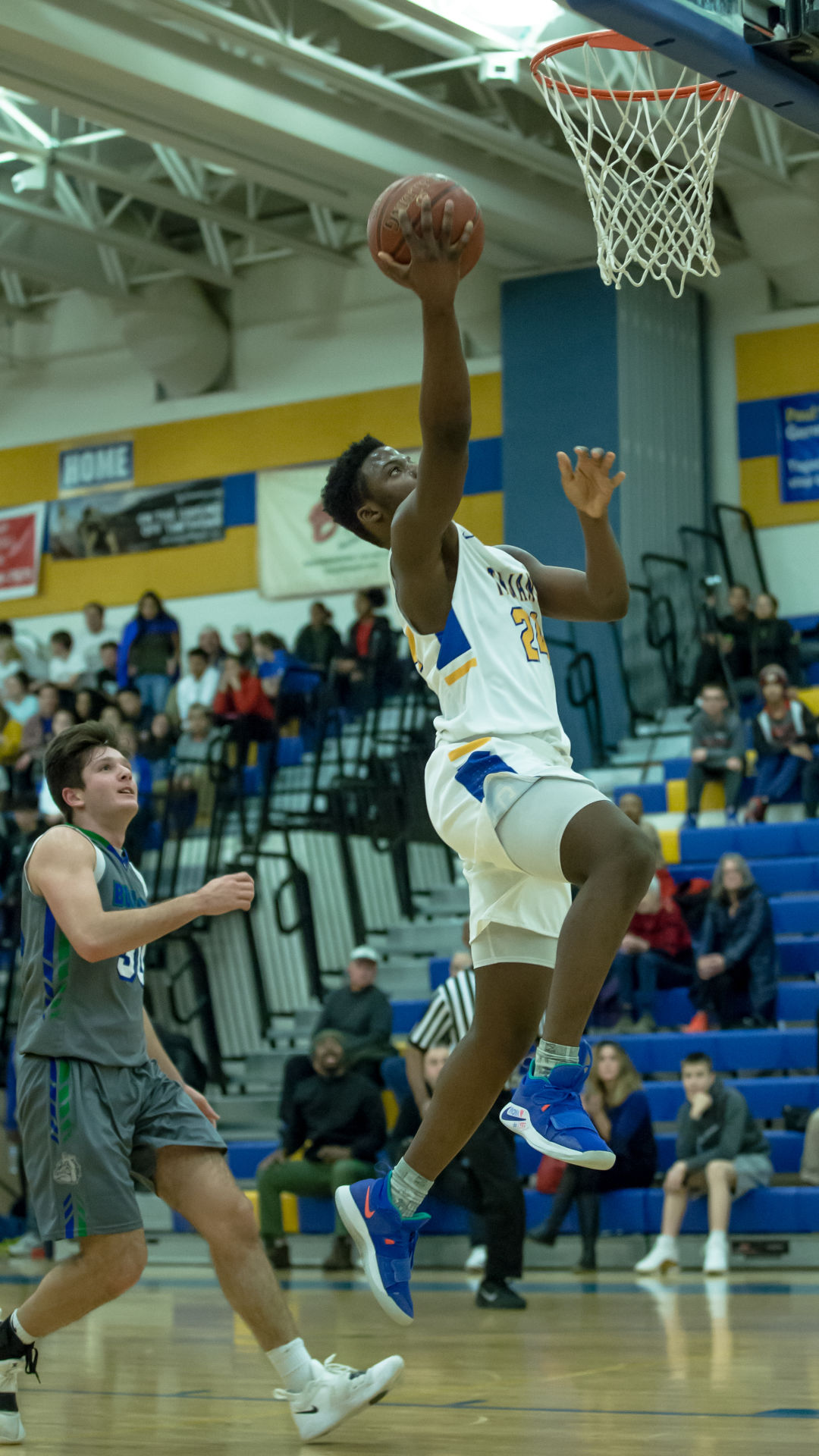 20190214_Churchill_at_Gaithersburg_Bball_Kouemi_2